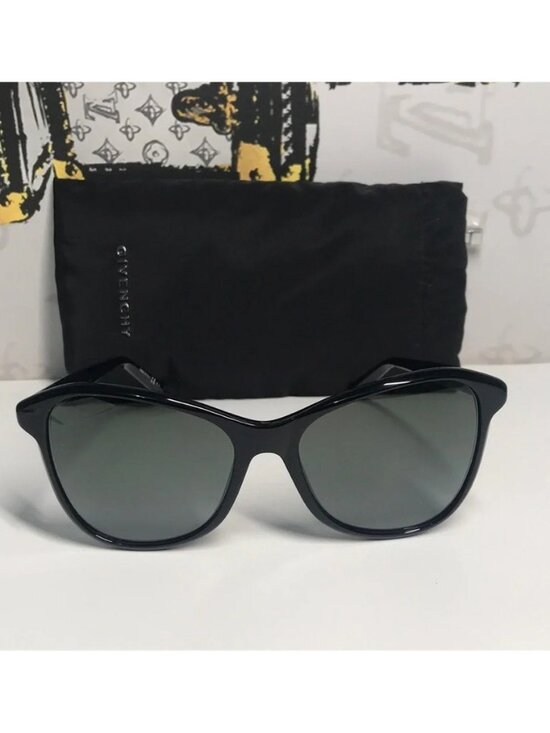 New Authentic Givenchy GV7198S Sunglasses – Black Acetate / Gold Hardware